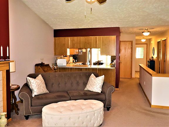4th image of 2986 Twelve Oaks Dr