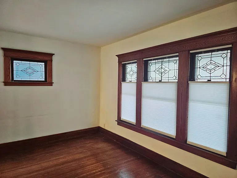 1829 Hertel Ave #1 — Photo 16