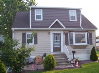 419 Rutledge Ave, Folsom, PA 19033