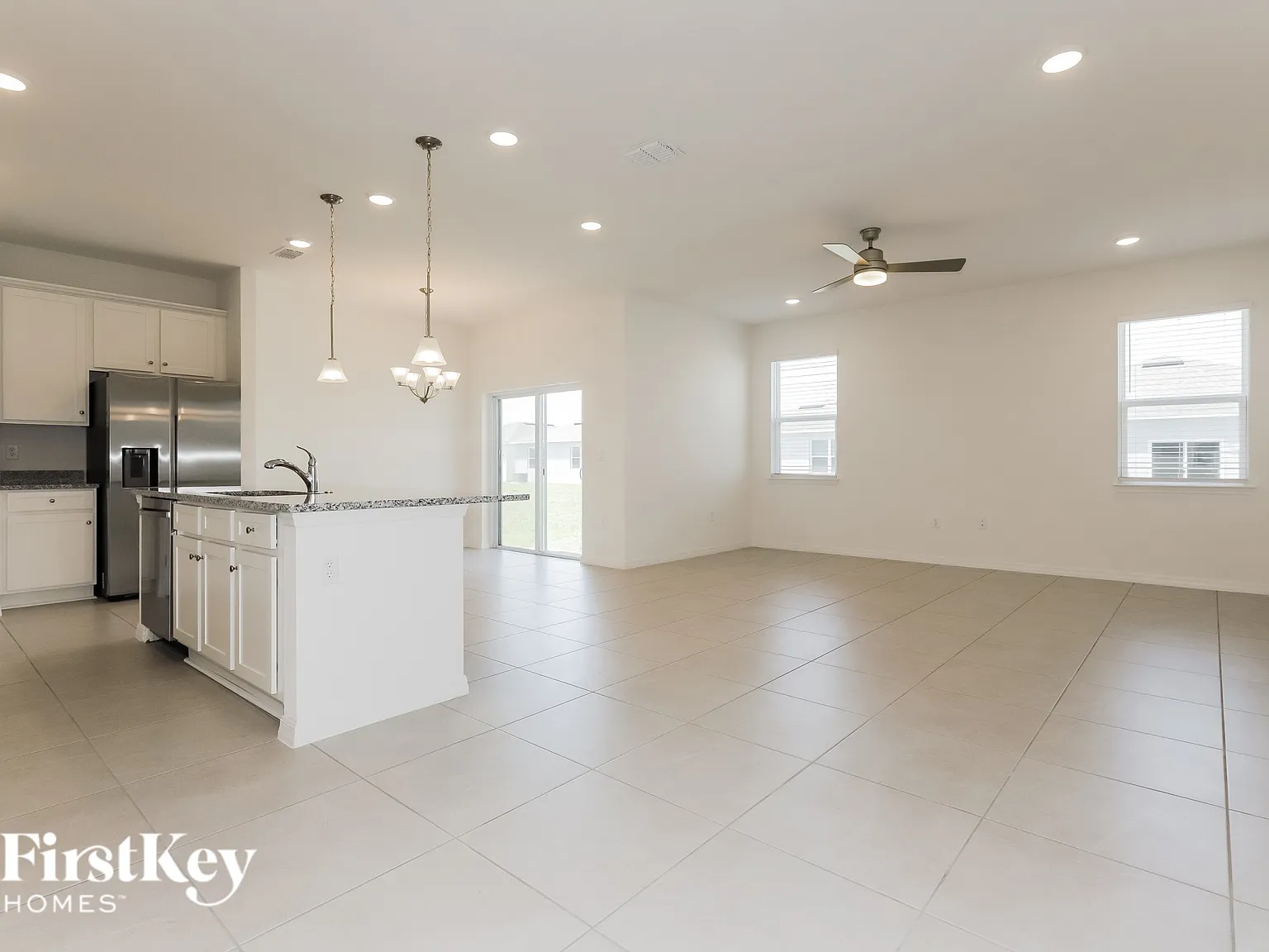 4 bed, 2.0 bath, 1839 sqft, $2,070 — Photo 3
