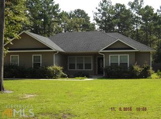 807 Lang Ave, Woodbine, GA 31569
