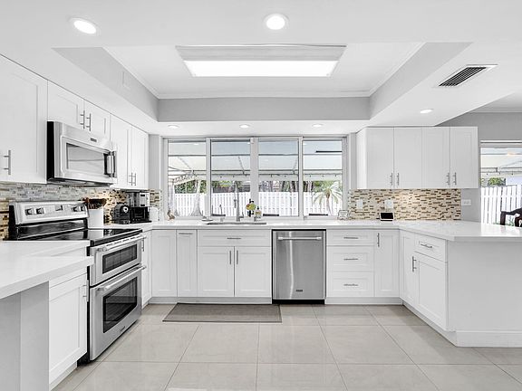 5th image of 2156 Imperial Point Drive