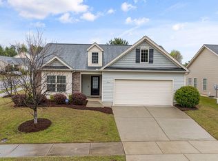 903 Bridlemine Dr, Fuquay Varina, NC 27526