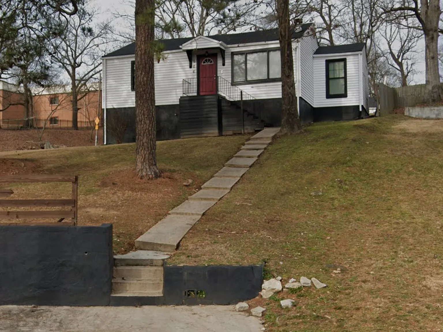 2 bed, 960 sqft, $1,550 — Photo 1