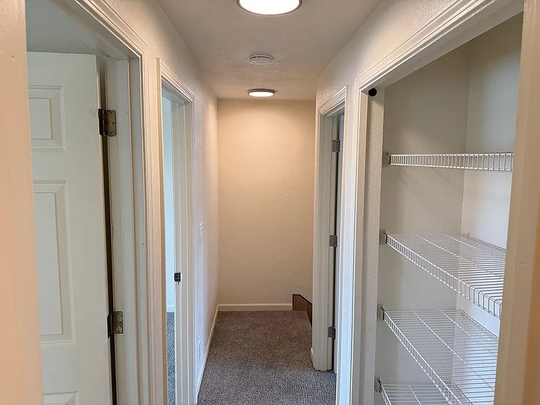 4432 Fergus Ave — Photo 19
