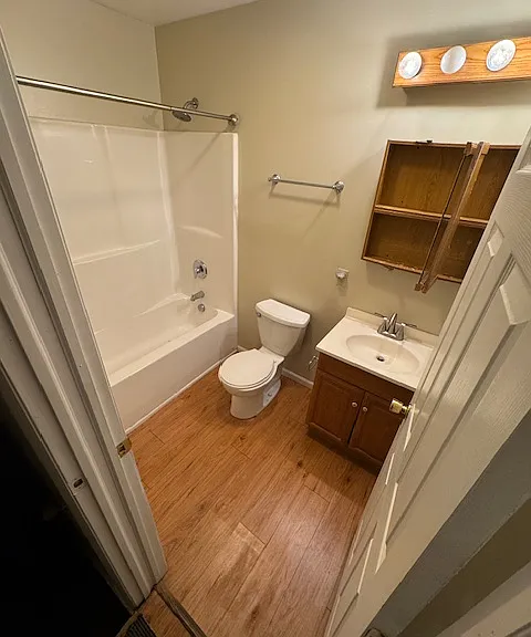 59 Van Braam St #2 — Photo 2