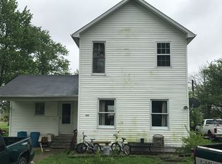 111 E Lucas St, Sibley, IL 61773