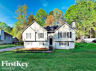 452 Maplewood Ln, Acworth, GA 30101