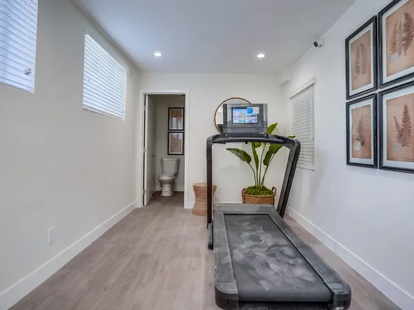 437-441 W Queen St, 437 W Queen St APT 10, Inglewood, CA 90301