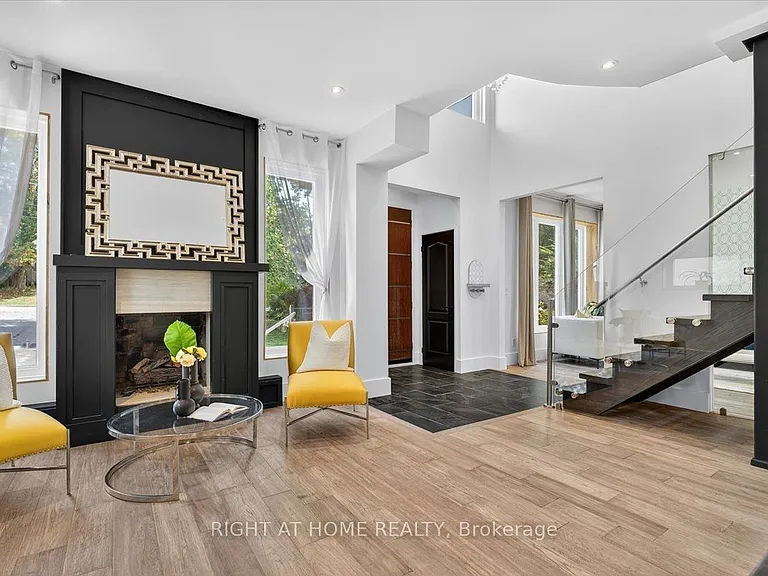 64 Larwood Blvd — Photo 4