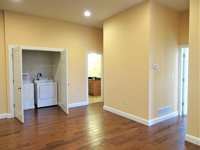 Laundry & Dining Area