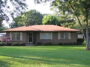 4671 Goodwyn Rd, Millbrook, AL 36054