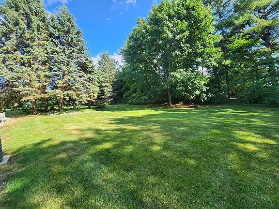 4th image of 5861 Dover Ln