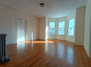 292 Wilder St #2, Lowell, MA 01851