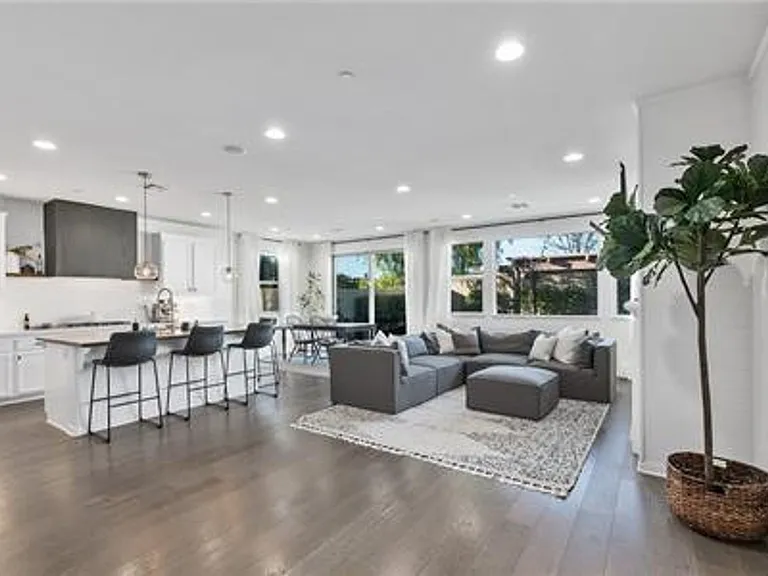 31650 Sweetwater Cir — Photo 4