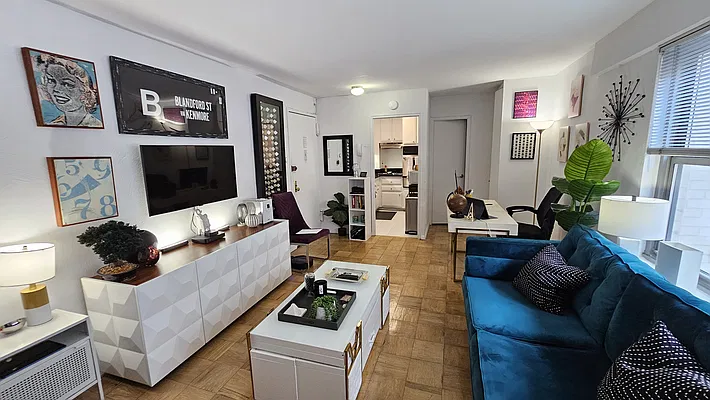 Rented by Weichert Properties - NYC | media 4