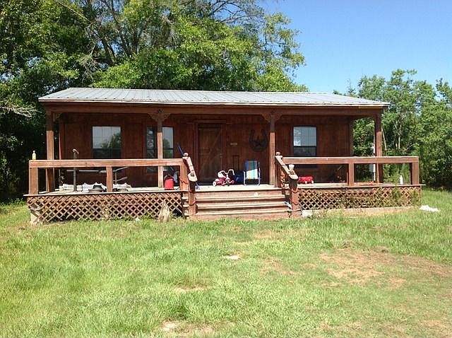 1st image of 824 County Road 601