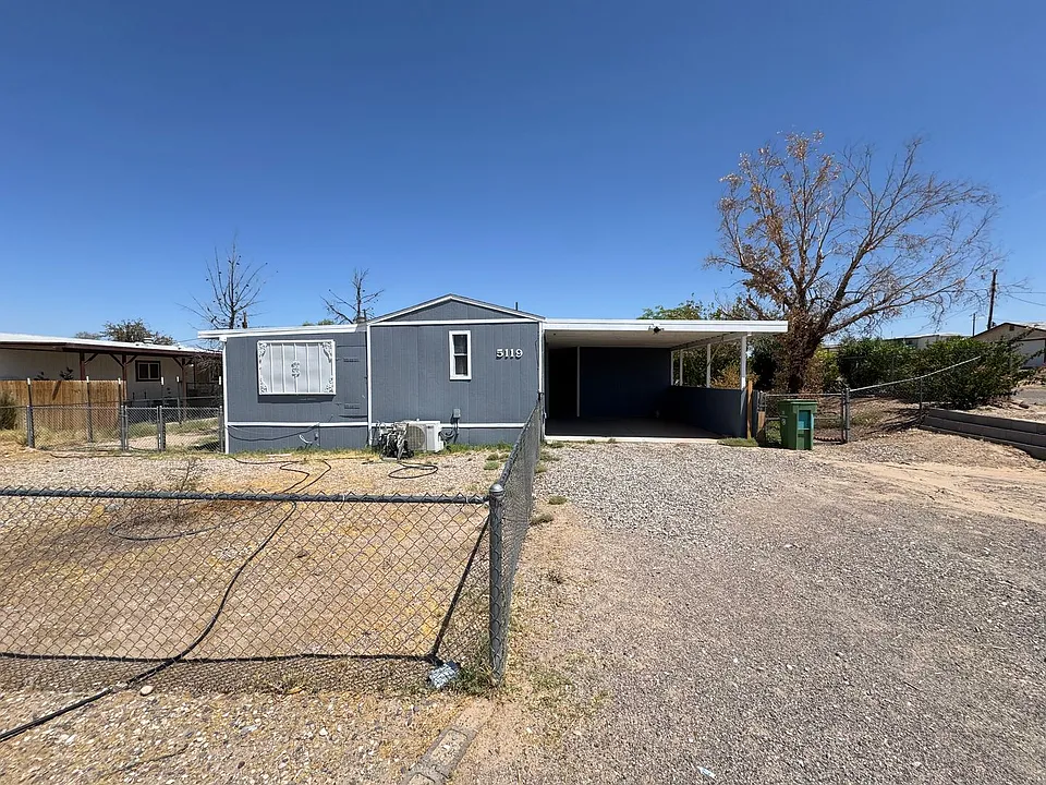 5119 E Mesa Dr