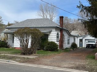 725 S H St, Lakeview, OR 97630