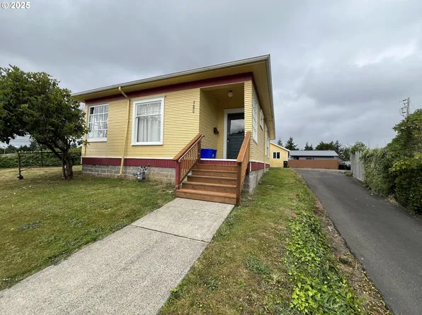 2690 Sheridan Ave, North Bend, OR 97459