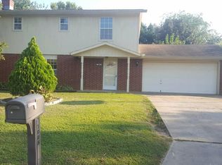 1008 W Cottonwood St, Rogers, AR 72758