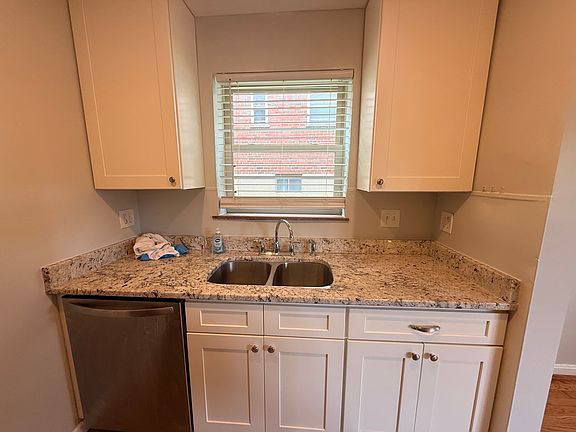 4th image of 6603 Bantry Ave APT 1