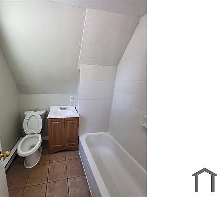 5th image of 150 S 8th St Floor 3