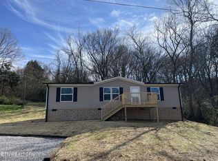 155 Shubert St, Loudon, TN 37774