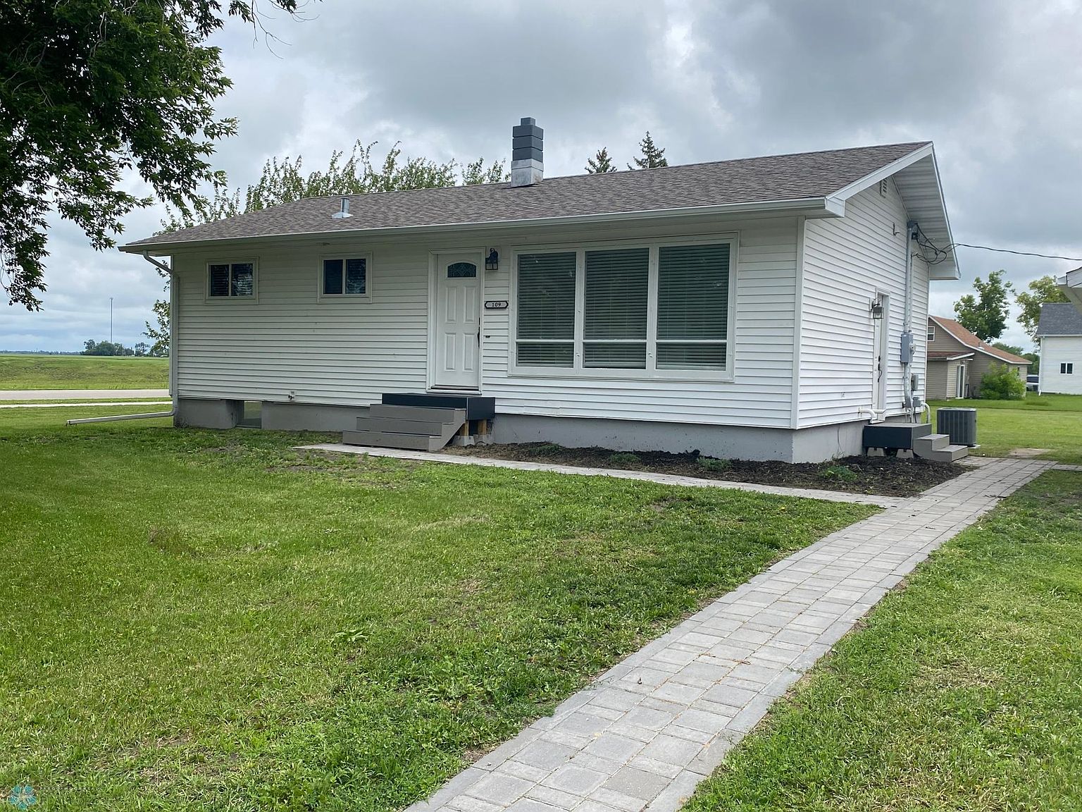 109 1st Ave E, Halstad, MN 56548 Zillow