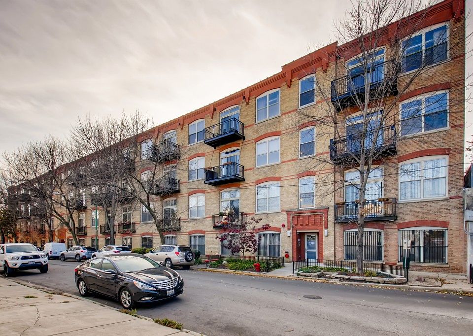 1st image of 1740 N Maplewood Ave #P12-c