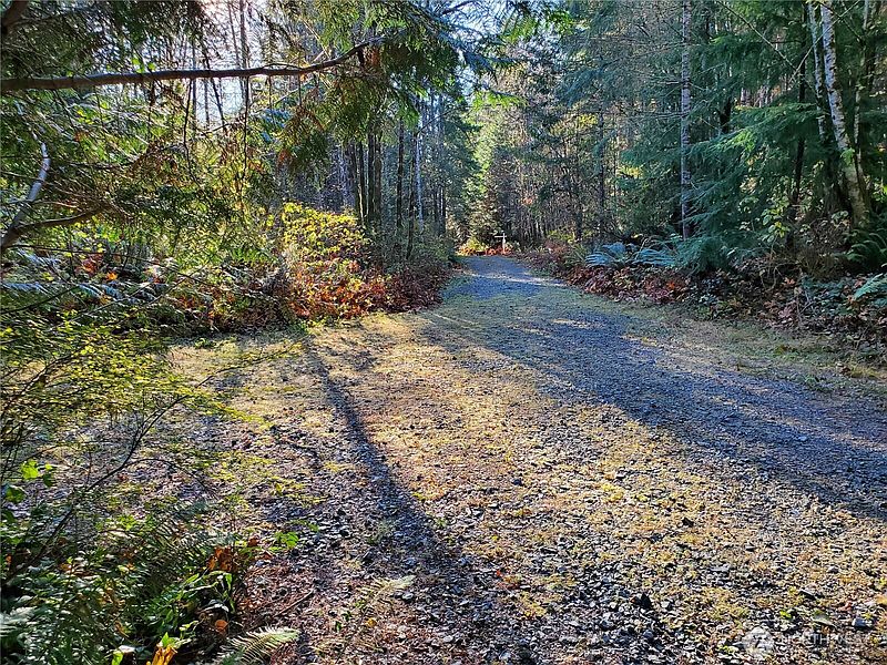 5th image of 10128 298th Avenue SE
