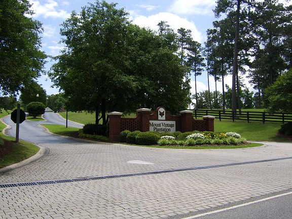 5th image of 405 Mount Vintage Plantation Dr