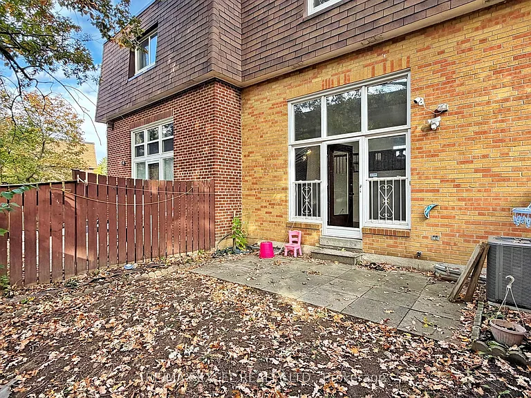 10 Crockamhill Dr — Photo 38