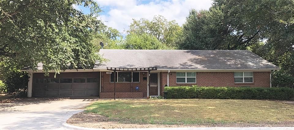 1st image of 1809 Austin Dr