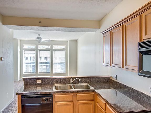 4th image of 30056 Euclid Ave Unit 12