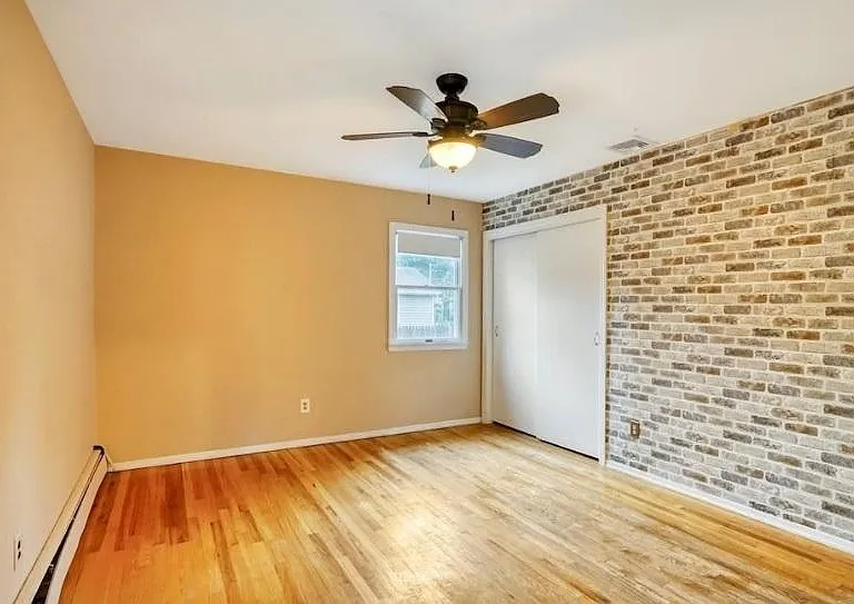 6 Willow St — Photo 14