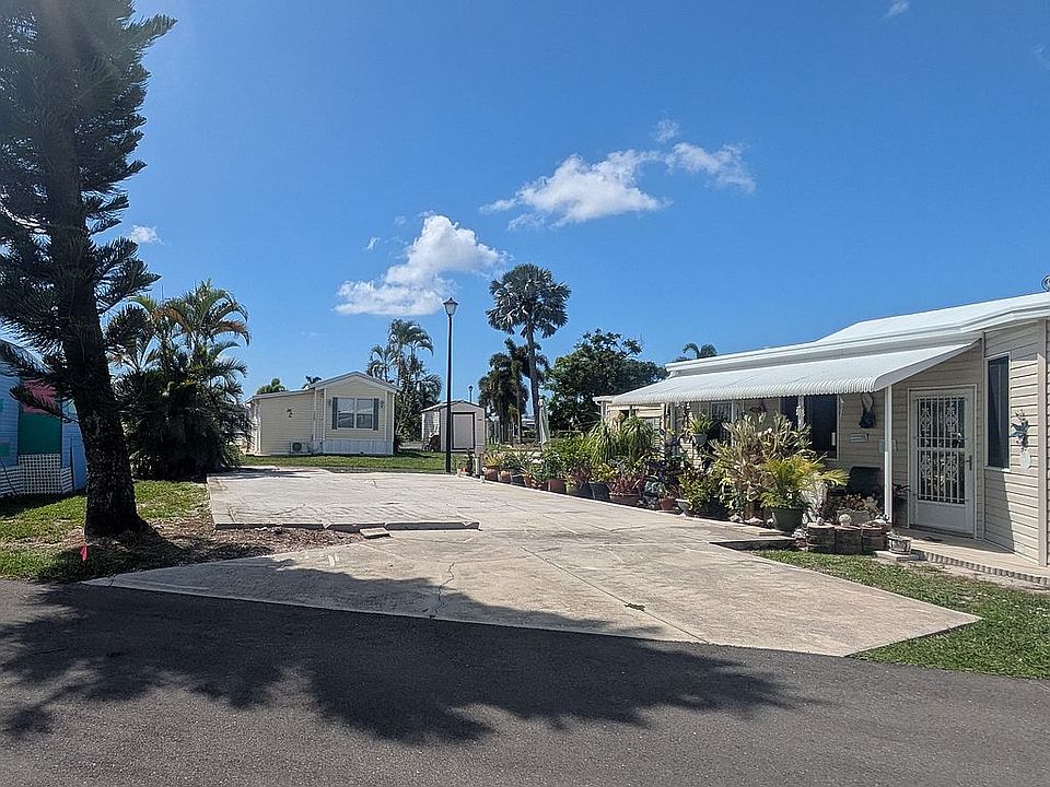 1st image of 11751 Bubble Shell Dr