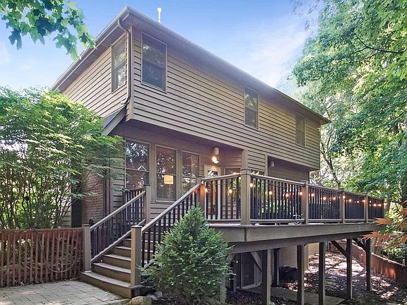 4th image of 1119 W Brookforest Dr