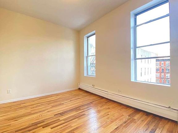 4th image of 417 E 74th St APT 20
