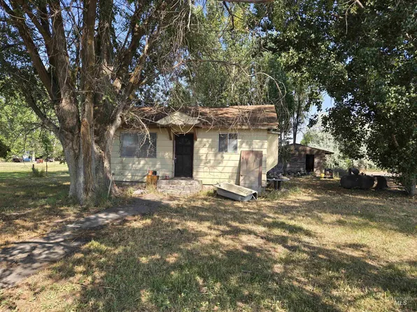5562 Spur Hwy #95, Ontario, OR 97914