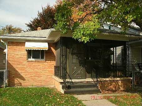 1st image of 2429 Caledonia St