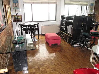 Sold by Metropolis Real Estate of Manhattan