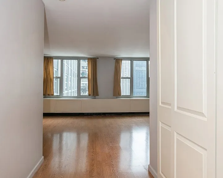 400 E Randolph St #3022 — Photo 9