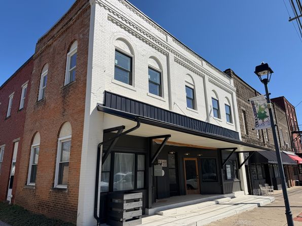 14 W Main St #F