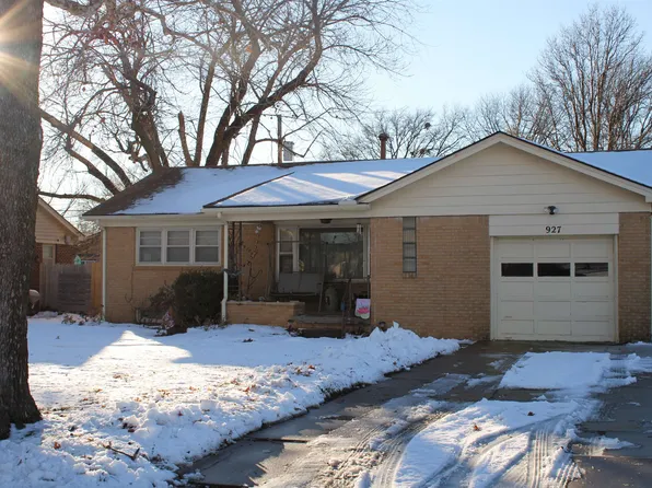 927 S Broadmoor Ave, Wichita, KS 67207