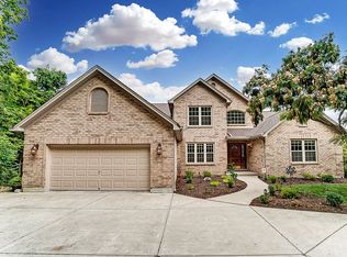 8051 Waldons Pond Dr, Cincinnati, OH 45247