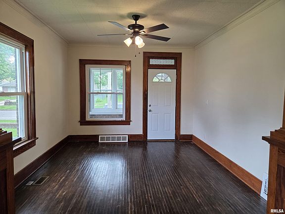 4th image of 2617 W Marquette St