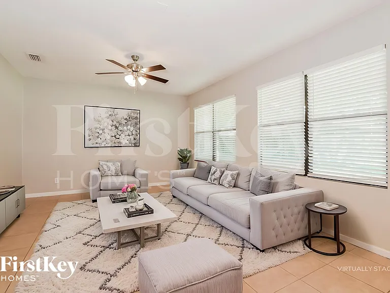 4365 Millicent Cir — Photo 4