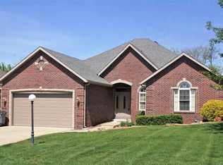 1814 Hunters Cove Cir, Kokomo, IN 46902