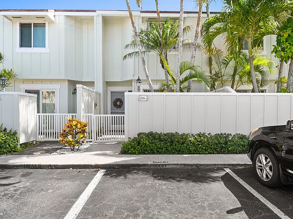 2nd image of 6246 Riverwalk Ln Unit 4